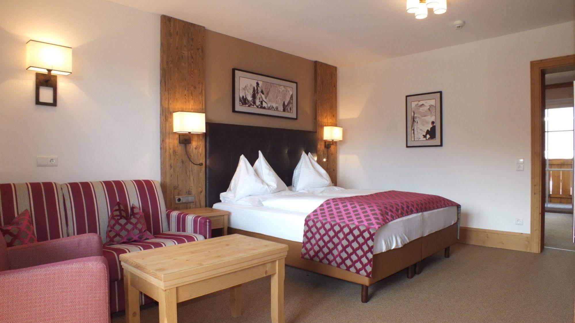 Das Urbisgut Hotel Altenmarkt im Pongau Luaran gambar